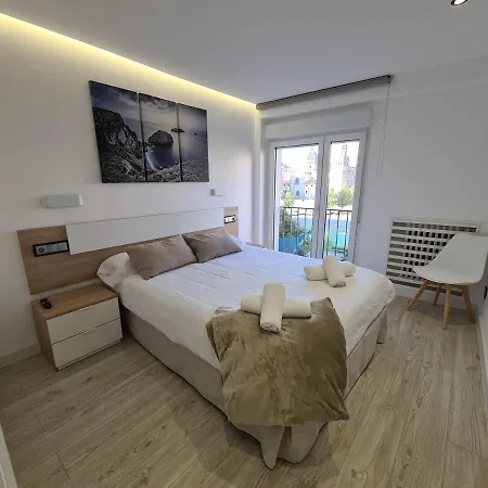 104a 8 Personas Apartament