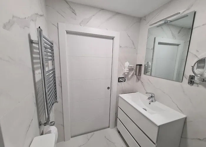 104a 8 Personas Gijón